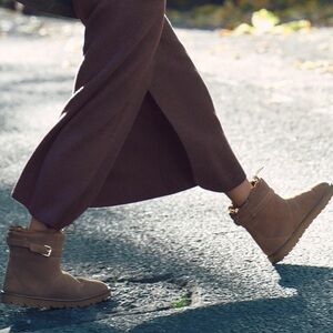 ZARA buckled suede flat ankle boots